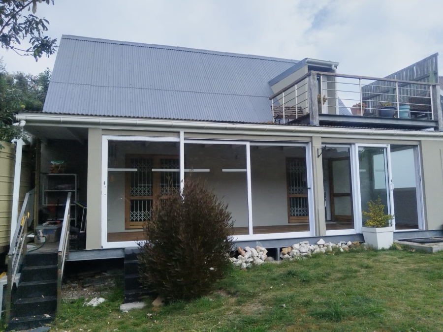 To Let 4 Bedroom Property for Rent in Welcome Glen Western Cape
